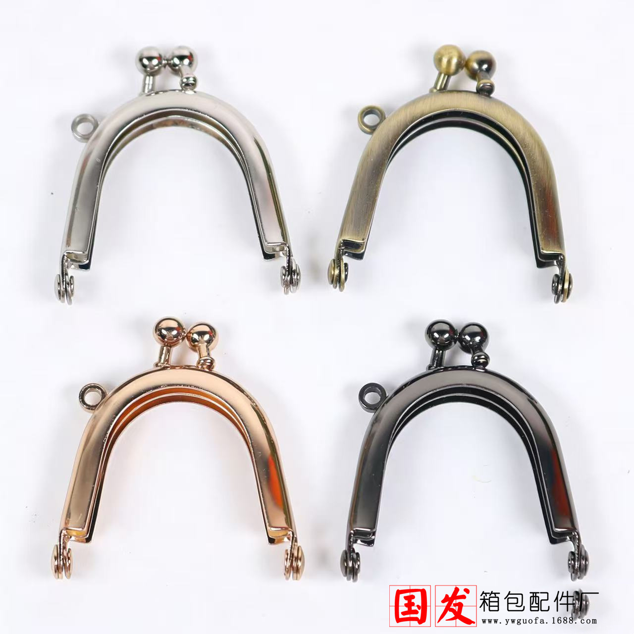 Inventario: alta calidad no porosa 4CM viscose 5cm semicircular oro liso mini bolsas de oro DIY a mano