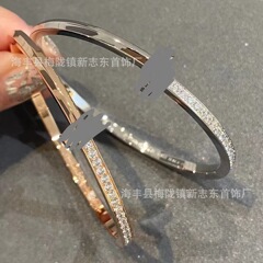 セイコー高バージョン光沢満ドリルT1ブレスレット女性厚メッキ18k金無ドリル手飾り精彫刻アクセサリー手環