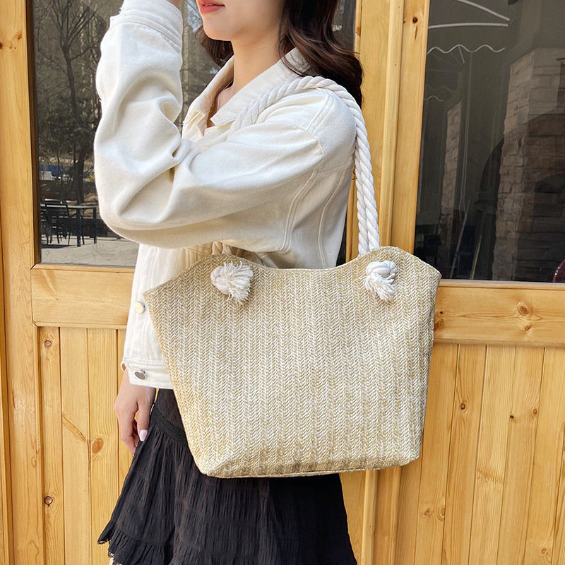 Handmade Rattan Shoulder Bag With Leather Trim And Seagrass_voghion.com