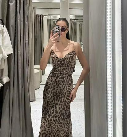 Cross-border Summer New Women's Clothing Animal Print Strap Long Dress Slimming And Sexy Pleated Design_ecoleips.com