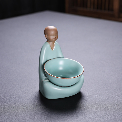 Tea drain holder, ceramic tea filter, tea filter, tea brewer, separator, tea separator, tea set accessories, tea leaves
