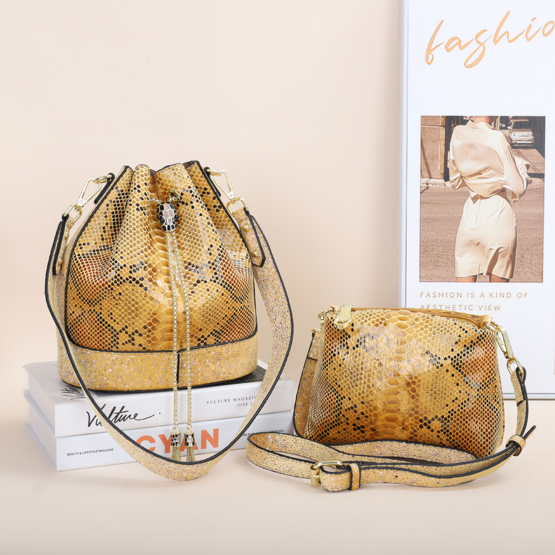 思维娅女包2022秋冬新款斜挎包蛇纹手提水桶包