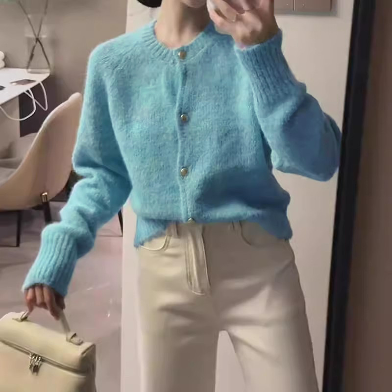 韩式绝美金扣圆领长袖针织开衫毛衣女2025秋冬新款软糯外套上衣潮|undefined