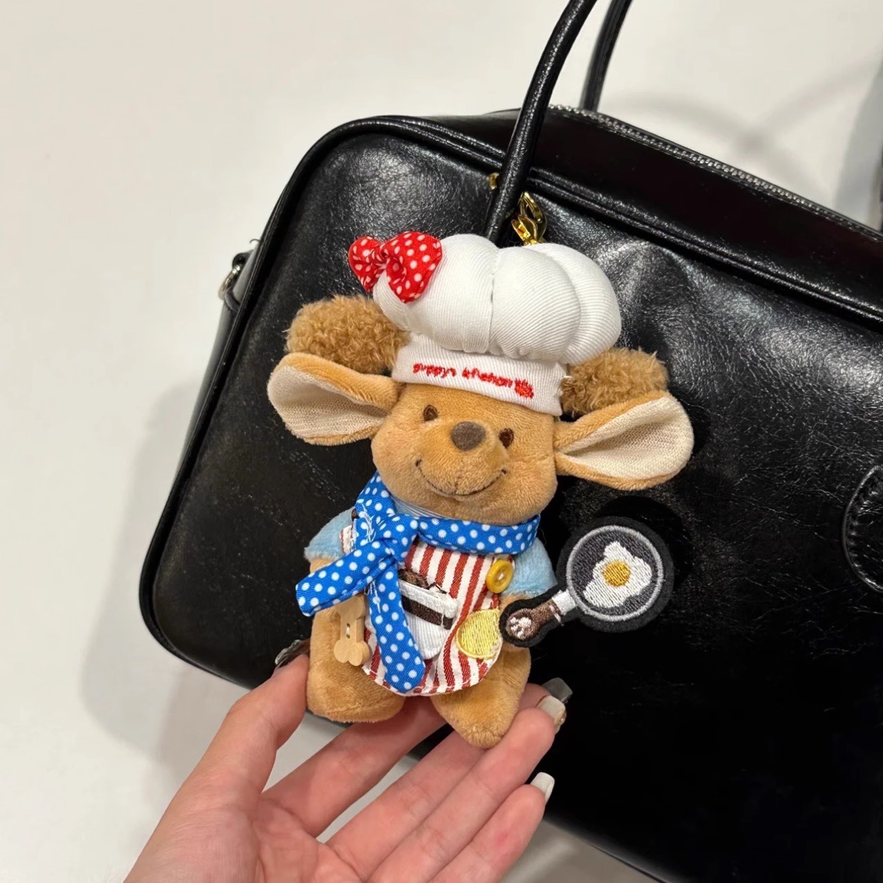 Recuerdos Chef Xiaodou Kangaroo De pie Muñeca de felpa Colgante Muñeca linda Regalo para niña Llavero de coche