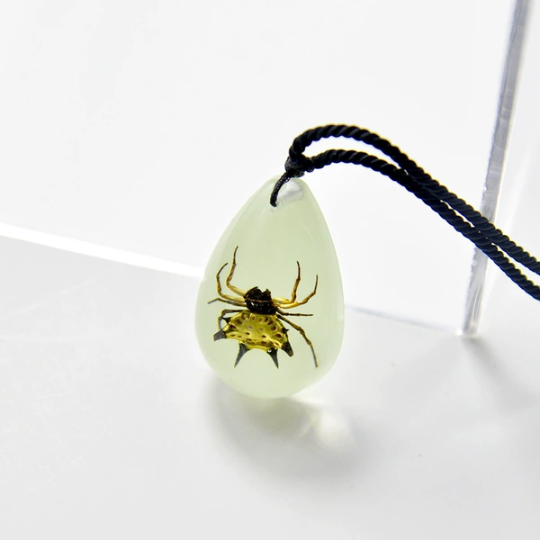 Medium Pendant Luminous Horned Spider