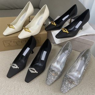 JC��ԭ�汾��С���^���߸���Ьblingblingͨ�������Ь�\�ڹ���Ь