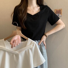 2024新型200斤夏の流行はやせて肉を遮る半袖のtシャツの上着の大きいサイズの太ったmmの婦人服のv襟の純色を現します。