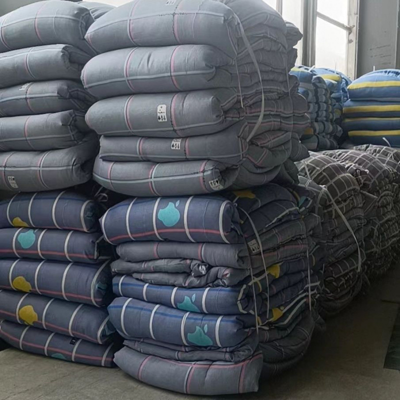 Quilt, Winter Quilt, Dormitory Factory Wholesale Bedding, Single and Double Student Supplies, Rental House Complete Set, Complete Set of Bedding