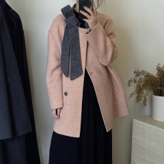 2024 冬の黒のウールのコートの女性のルーズでハイエンドの両面カシミヤバスローブスタイルウールミドル丈