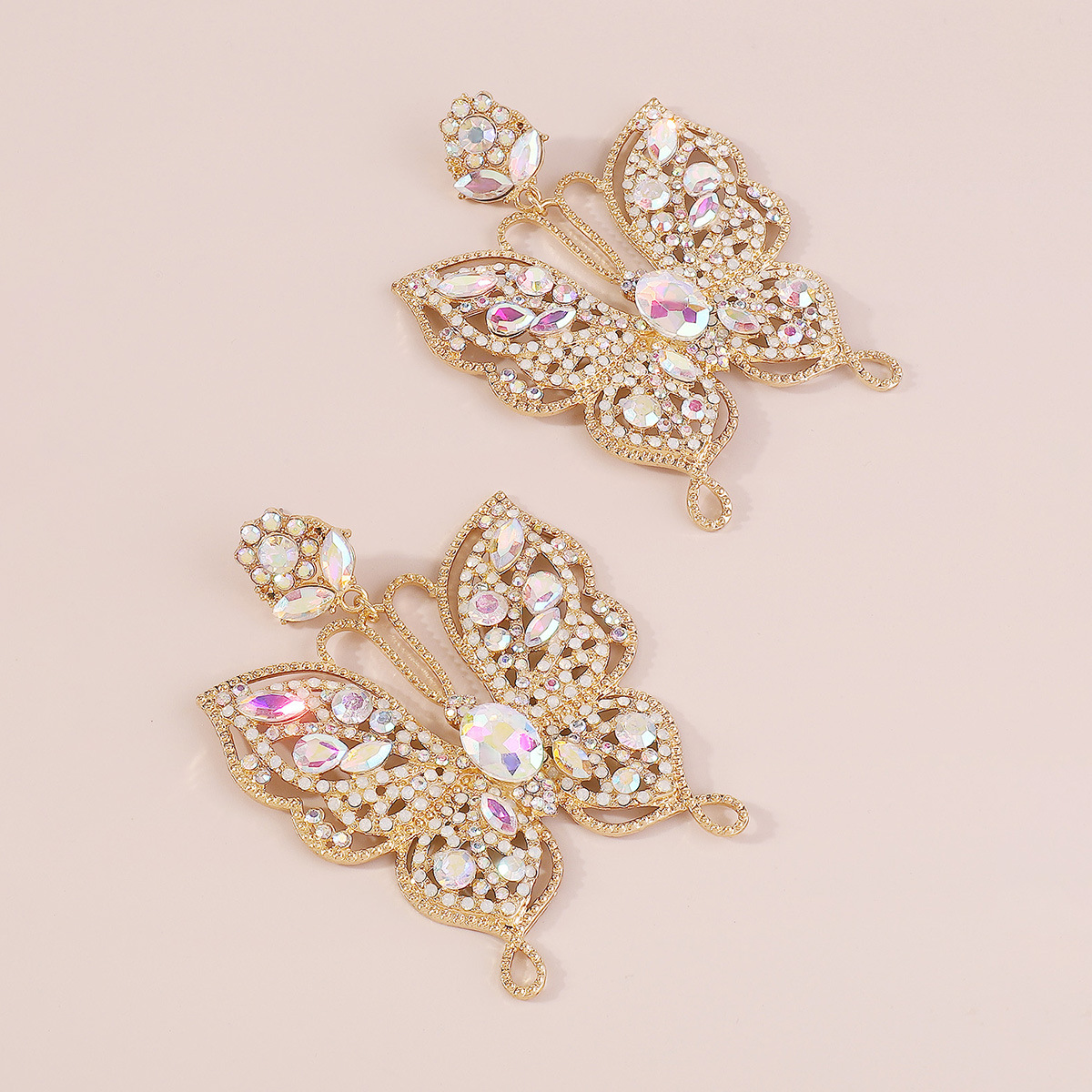 Orecchini a farfalla vuoti in stile corte medievale di design Orecchini di lusso leggeri e pesanti esagerati retrò femminili_voghion.com