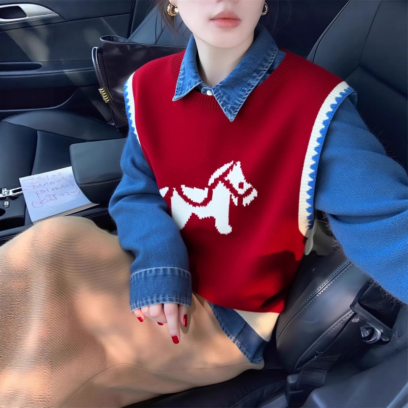 Christmas Outfit Red Jacquard Outerwear Layered Knit Vest for Women 2025 Autumn/Winter Chic Top