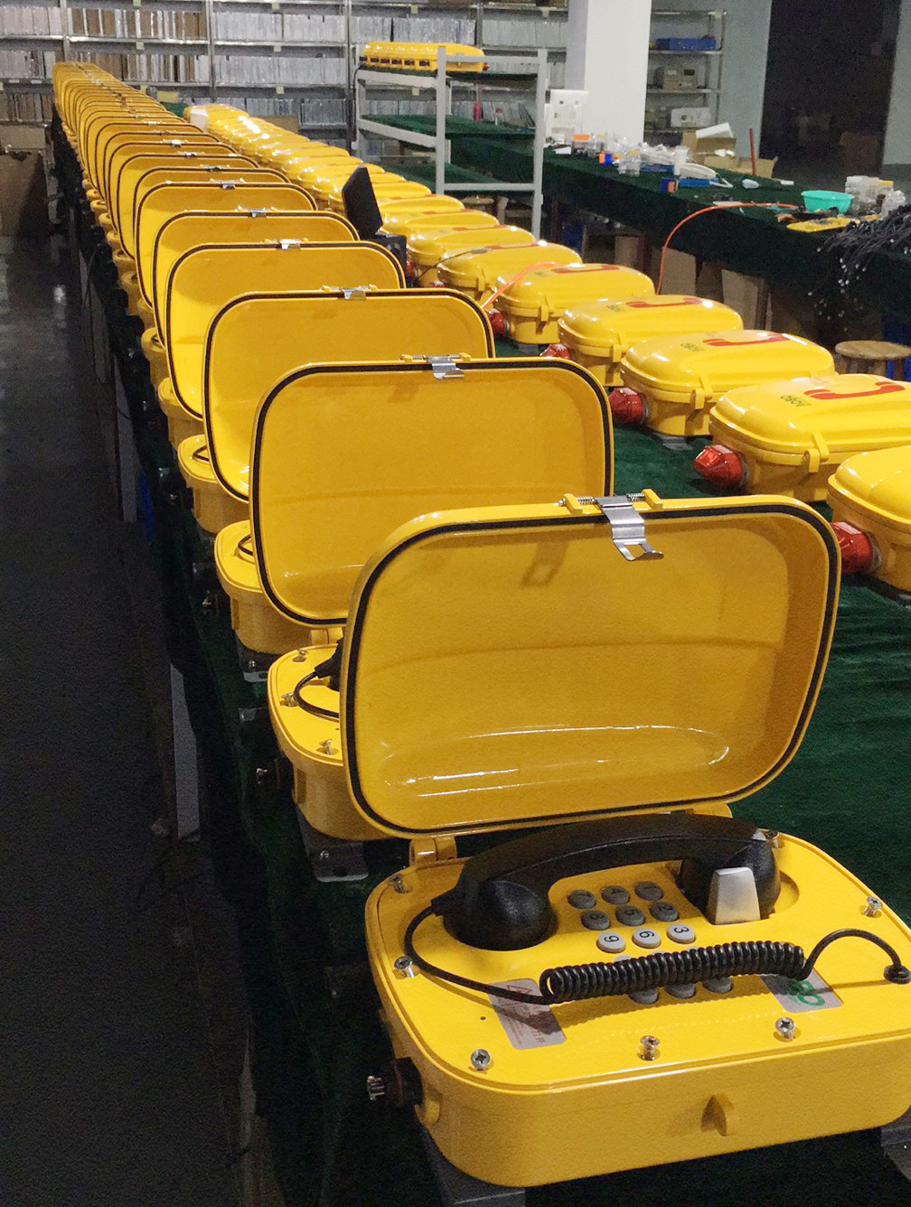 城市建设管廊隧道紧急求助调度电话机 防水防尘矿山挂壁电话机