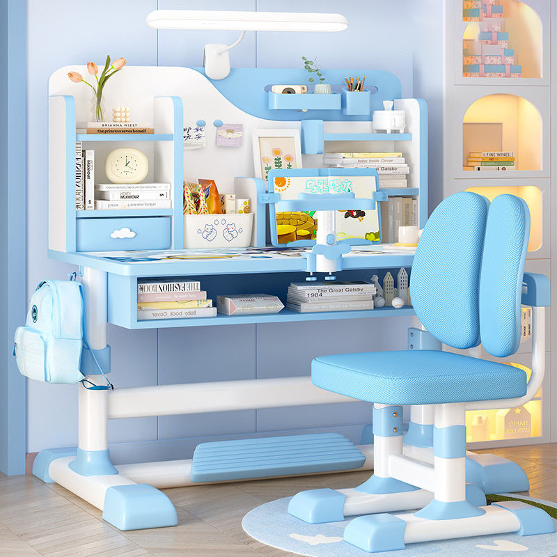 子供用の本と椅子のセットは6歳から12歳までです。