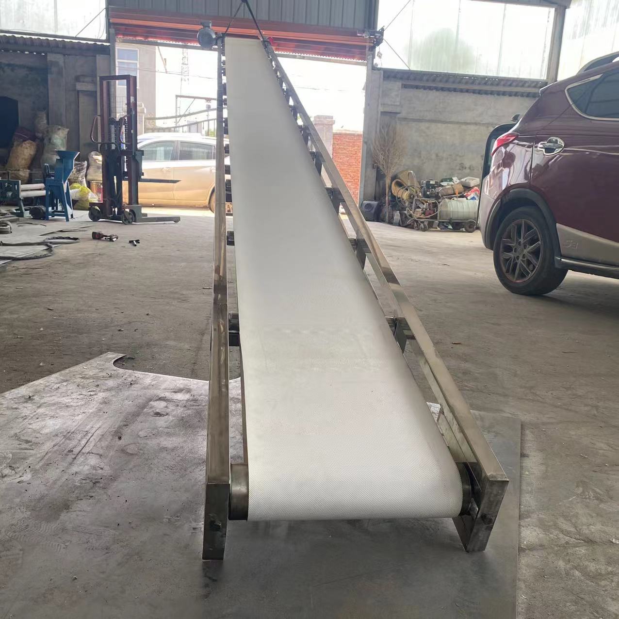 PVC防滑皮带机 面包碎屑输送传送带 带宽30公分皮带输送机