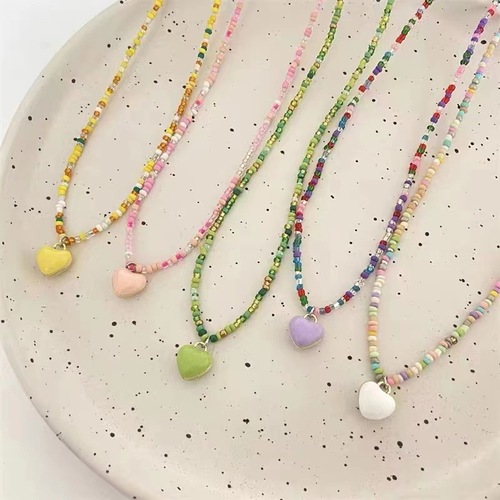 New versatile dopamine forest candy contrast color love beaded necklace cute girl sweet temperament clavicle chain