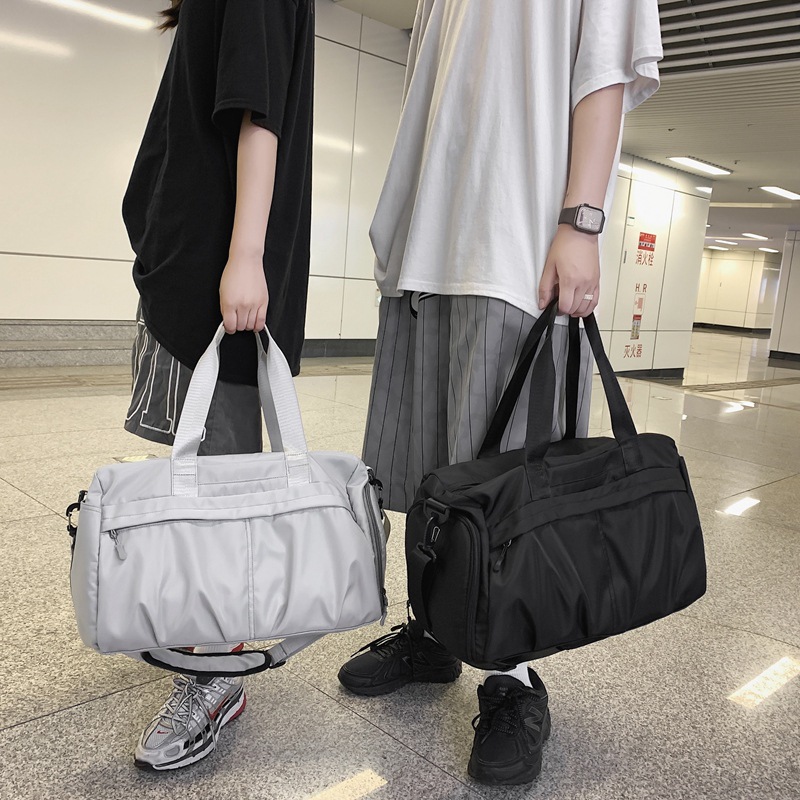 Bolsa de deporte y viaje con compartimento para ropa húmeda_voghion.com
