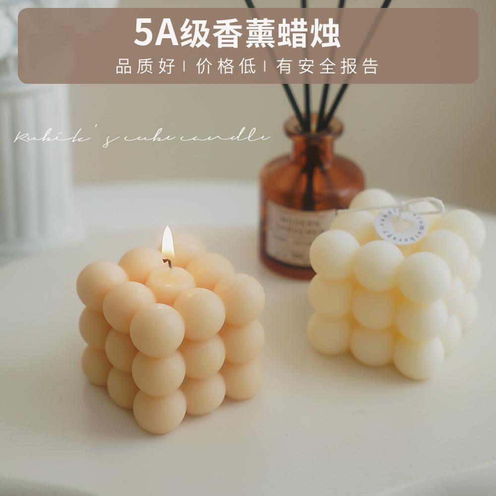 Cubo de Rubik Vela Regalos de mano Ambiente creativo transfronterizo Adornos hechos a mano Regalos de cumpleaños Personalización de velas aromáticas