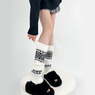 New Thickened Widened Fairisland Leg Cover Autumn and Winter Warm Piled Socks Knitted Boots All-match Slimming Foot Cover