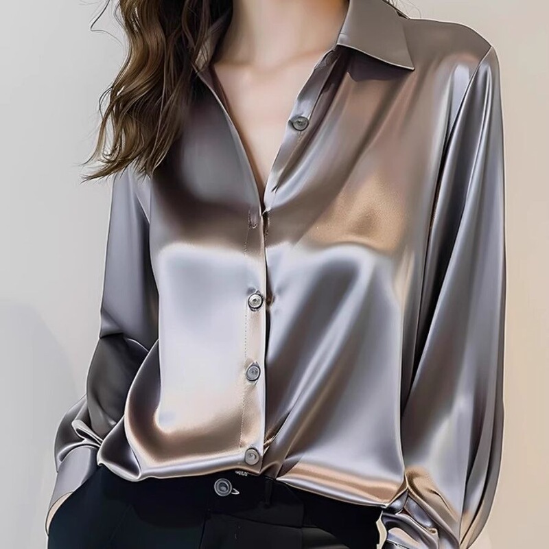 Unique design pink and purple satin shirt, European style, trendy and age-reducing, loose casual shirt for petite individuals Unique design pink and purple satin shirt, European style, trendy and age-reducing, loose casual shirt for petite individuals