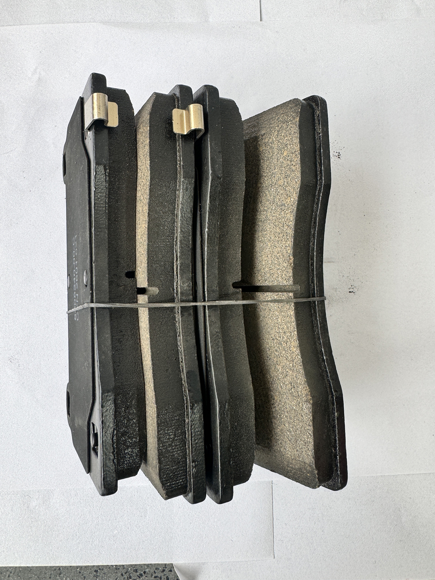 Suitable for Tesla Model 3/Refreshed 3 Brake Pads, Standard Version, Front Wheel Brake Pads 8008240-00-C