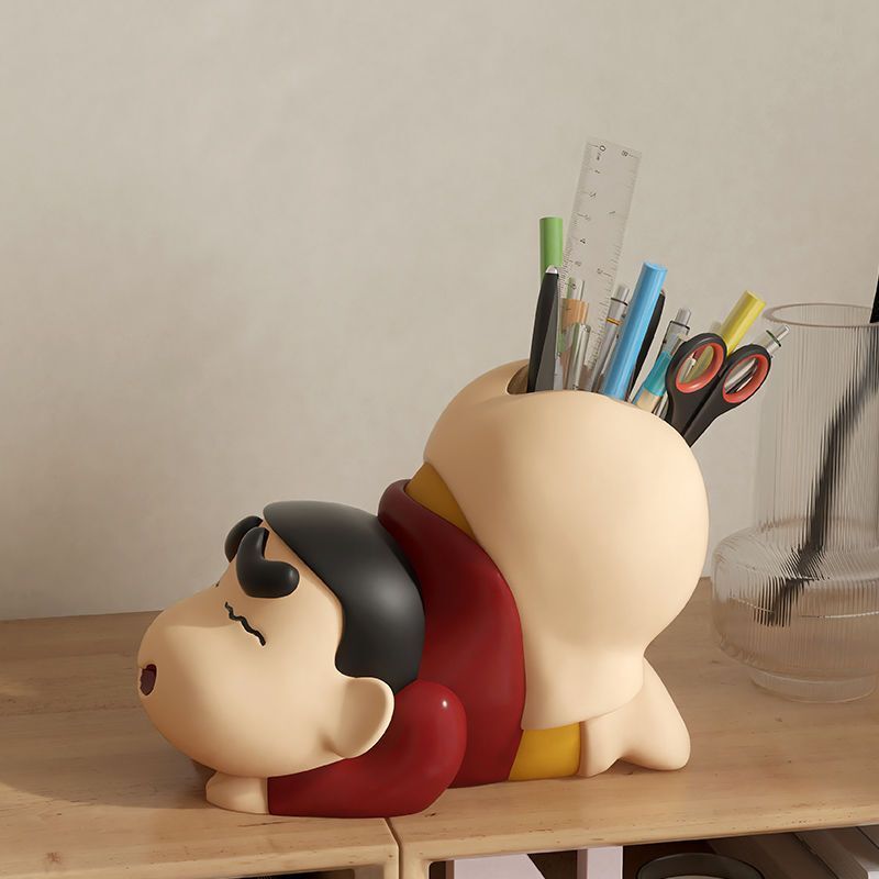 かわいいクレヨンしんちゃんのペンホルダーの装飾品は、親友や友人、子供の誕生日プレゼント、学習オフィスのデスク収納に最適です。|undefined