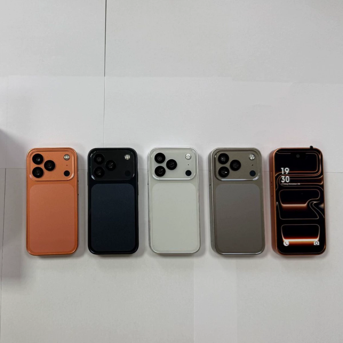 [I17ProMAXMIINIsmartphone] translation not possible without context