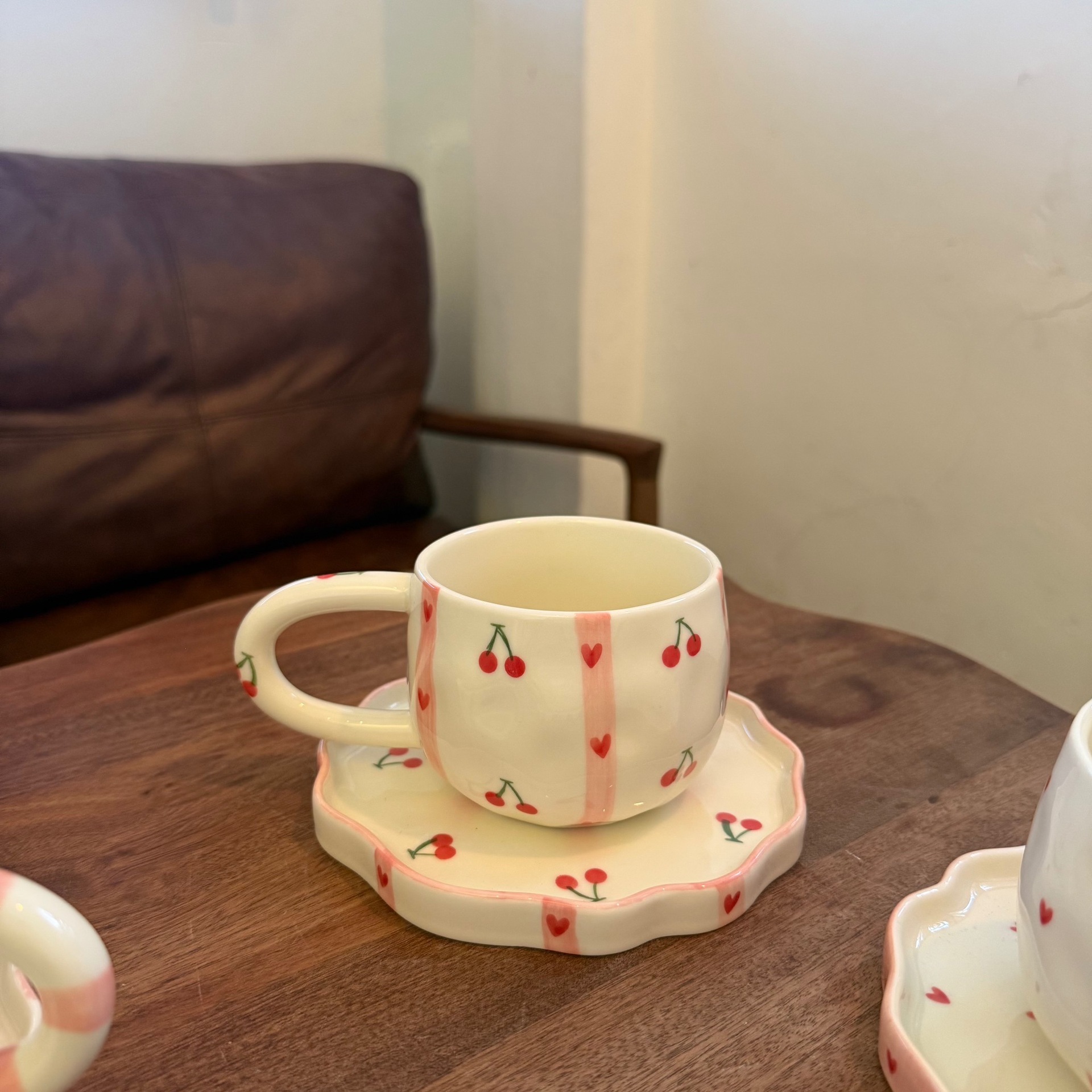 Navidad francesa retro pinza de mano pura pintada a mano taza de café de cerámica plato de alto valor plato de postre de té de la tarde