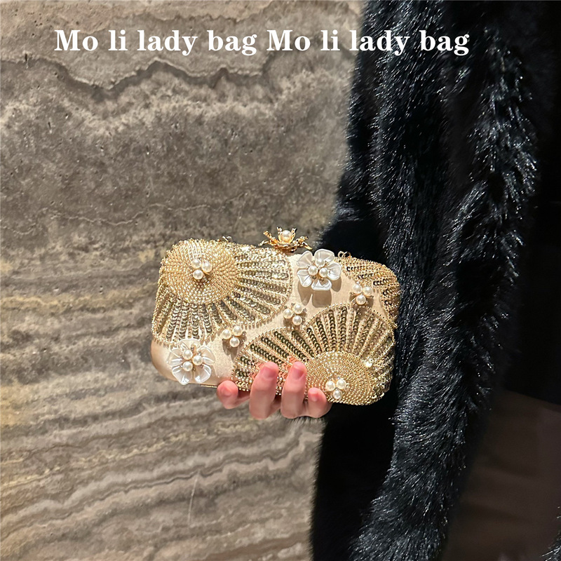 2025 New Chinese Style Flower Pearl Clutch Bag Fashion Sequin Small Square Bag Wedding Banquet Women's Bag Evening Bag 2025 New Chinese Style Flower Pearl Clutch Bag Fashion Sequin Small Square Bag Wedding Banquet Women's Bag Evening Bag