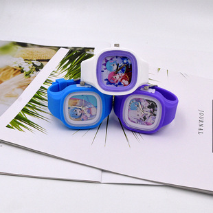 Fashion gift silicone silicone promotion jelly Square gift strap watch watch generous watch Quartz fashion