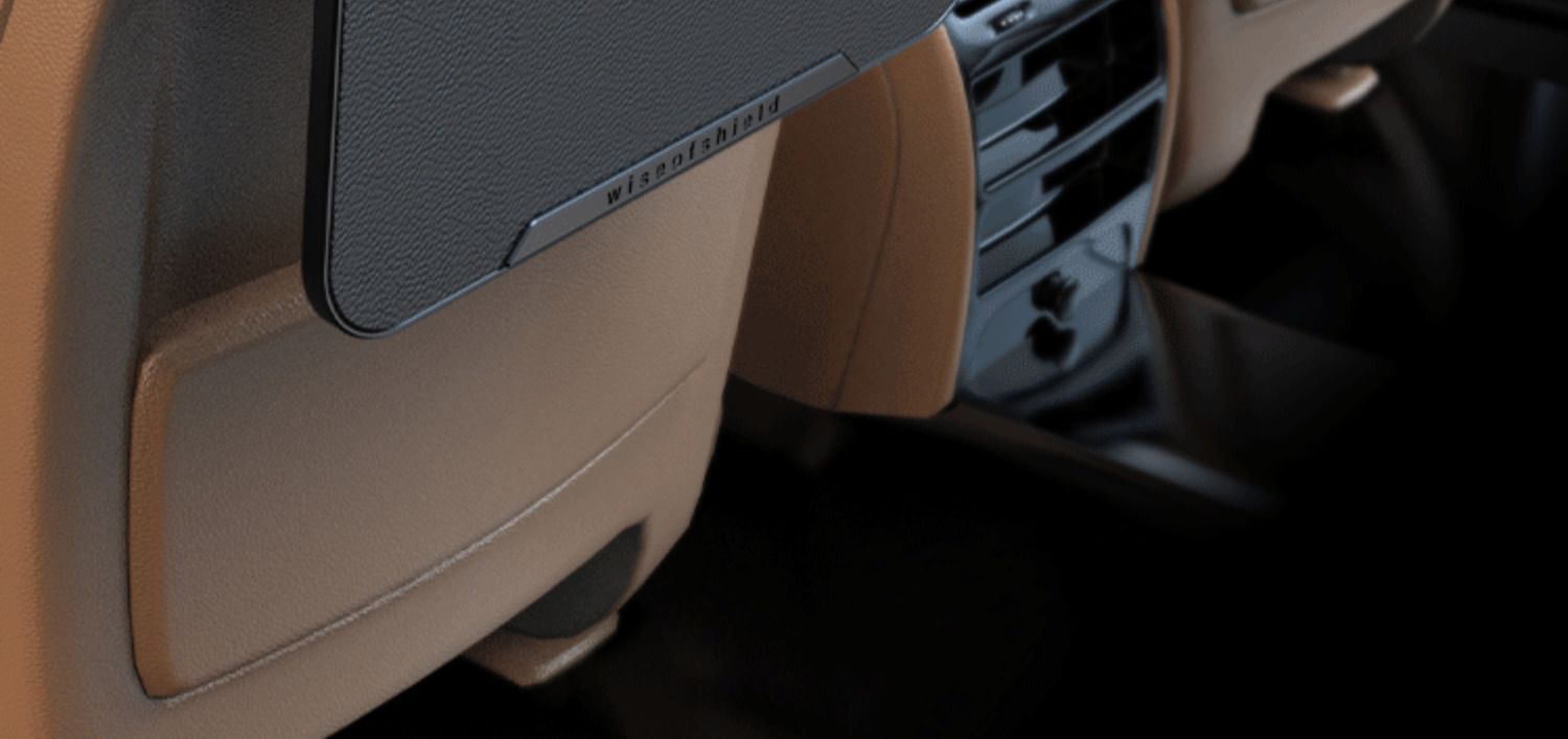 Car Small Table Board Car Rear Seat Office Dining Table Car Computer Folding Dining Storage Bracket