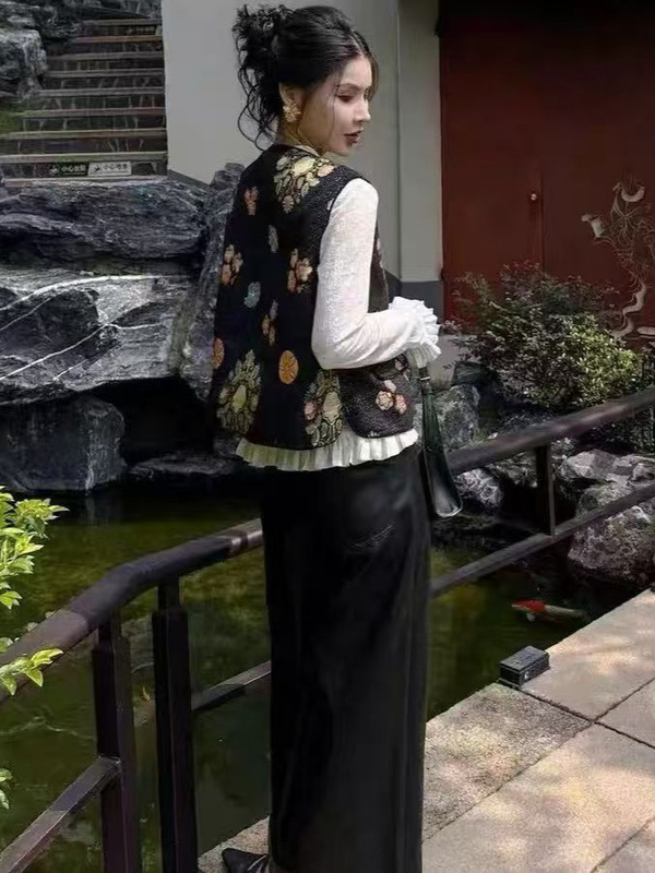 新中式国风马甲背心女2025早秋新款盘扣坎肩洋气高级感提花上衣|undefined