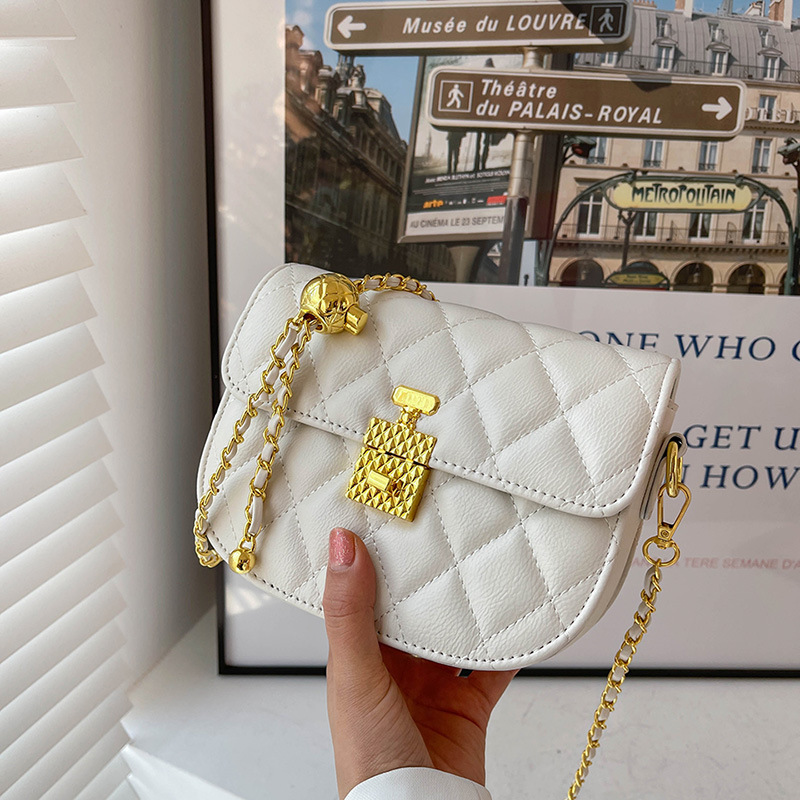 Ladies Winter Rhombus Small Round Bag - Beige