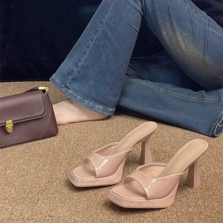 Водонепроницаемый стол обнаженные туфли на высоком каблуке женские 2025 новые холодные тапочки с тонким каблуком