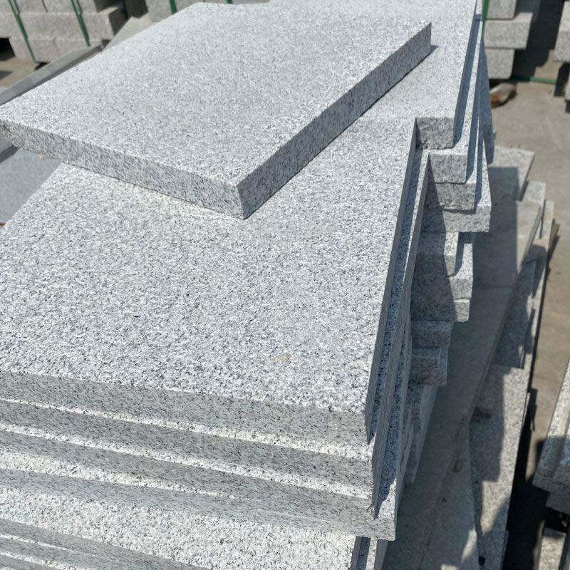 火烧面花岗岩石材广场铺地防滑抗压吸水率低定制尺寸本地厂家现货