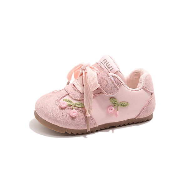 Fashionable sneakers