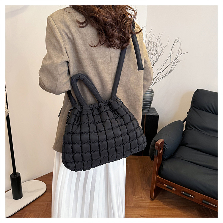 762g Weight Polyester Lining Material Sewing Thread Fashion Element Magnetic Buckle Closure Type Single Shoulder Strap Strap Type Tote Bag Bags Type Daily, Street, Shopping Occasion Nylon Material Solid Color Pattern Autumn&Winter Season Women's Gender Elegant, Classic Style Style Square Shape Medium Size Women's Medium Nylon Solid Color Elegant Classic Style Sewing Thread Square Magnetic Buckle Tote Bag 23