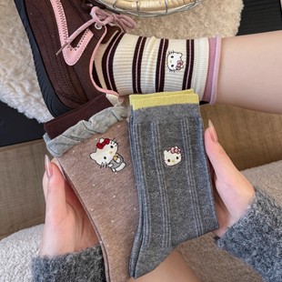 �m��Ů��Ͳ�m�ﶬ�����ϵ��߅�p�_�ھ�����ƴɫ�ɐ۲��c�Ѷ��m