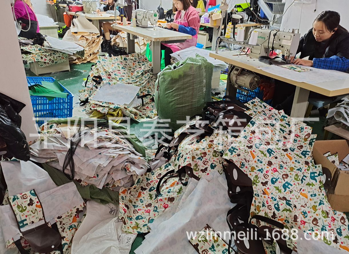 6de2152467cedbe7cbd43886b2a75a