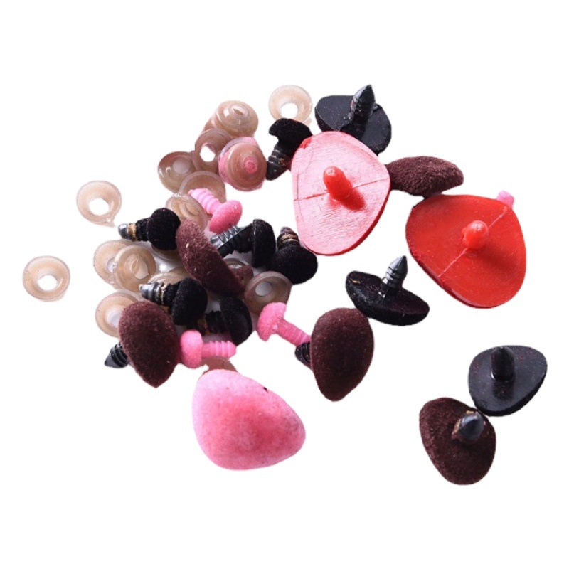 Accesorios de juguete de felpa transfronteriza negro flocado triángulo nariz muñeca oso de peluche de plástico color nariz image 1