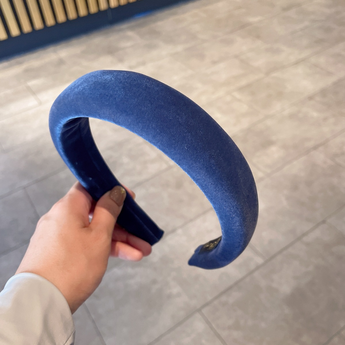 Otoño y invierno Meilade coreano retro estricto esponja cabeza de banda nueva variedad de terciopelo alto cráneo ancho banda de cabello mayorista