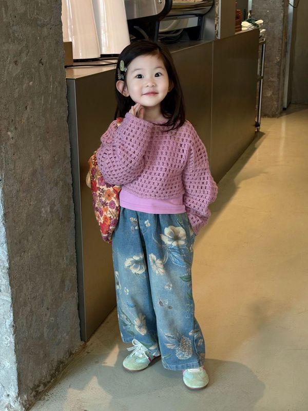 女童超好看秋装镂空毛衣牛仔裤套装2025春季洋气小女孩潮酷穿搭|undefined