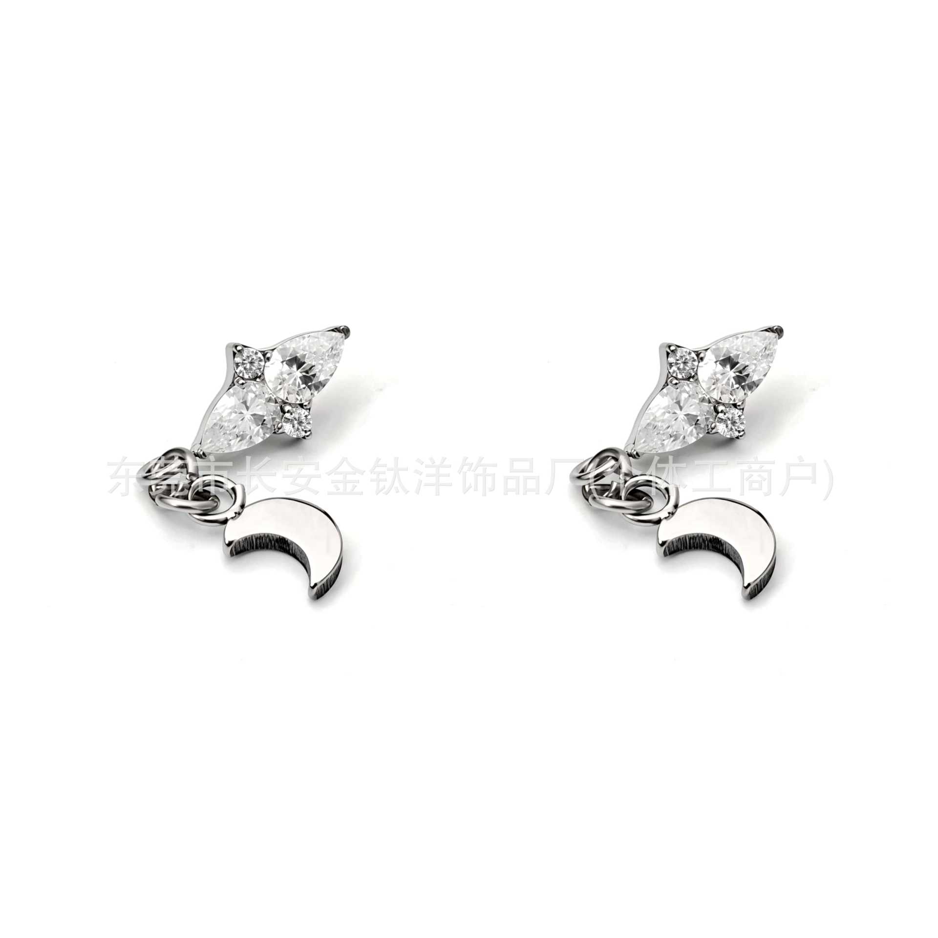 Pointed titanium steel lip stud product view