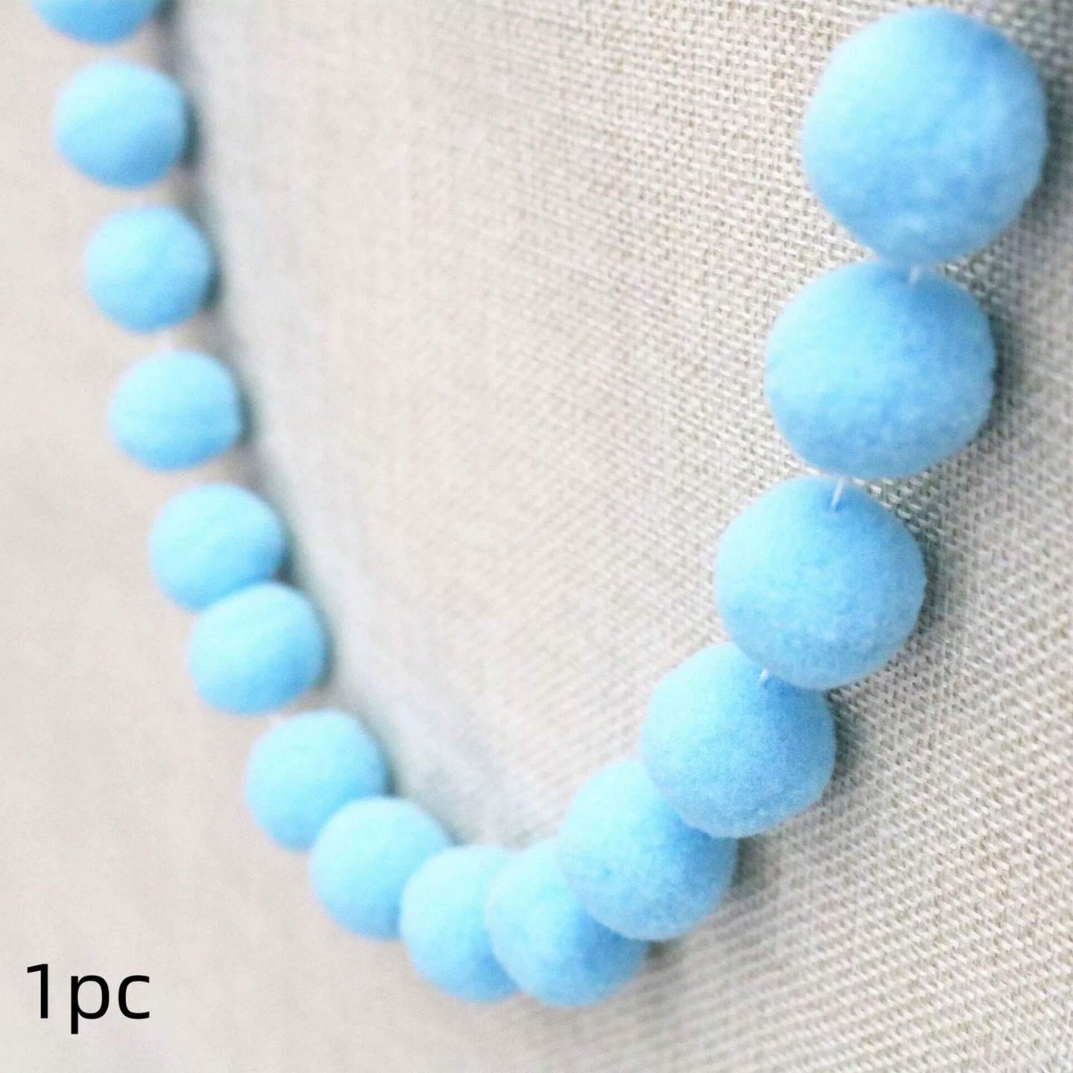 파란색 털 공 30개 묶음