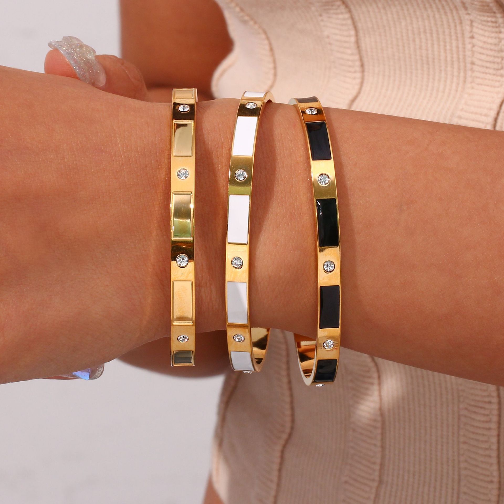 Rectangular Zircon Dripping Oil Open Bracelet