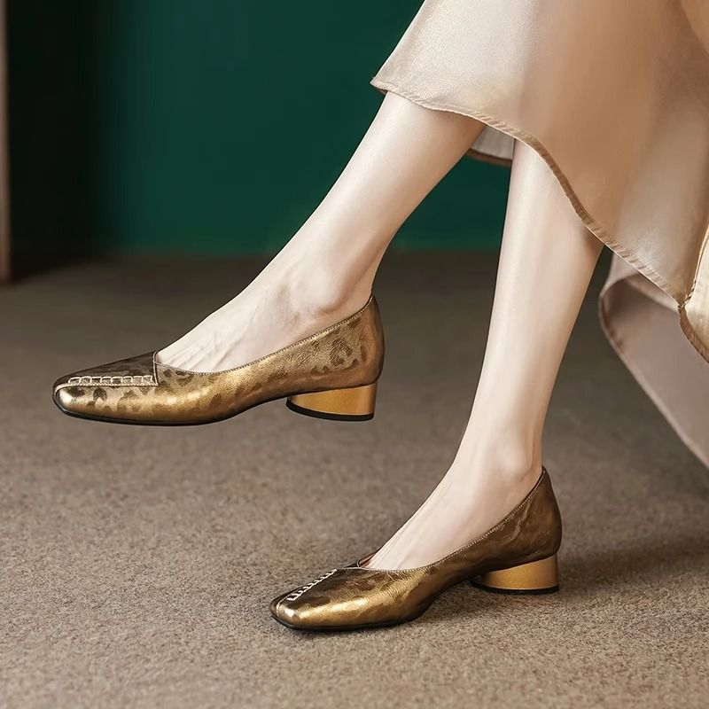 High-end sense thick heel shoes women's 2025 spring new medium heel square toe low vat leopard print women's shoes black fashion shoes