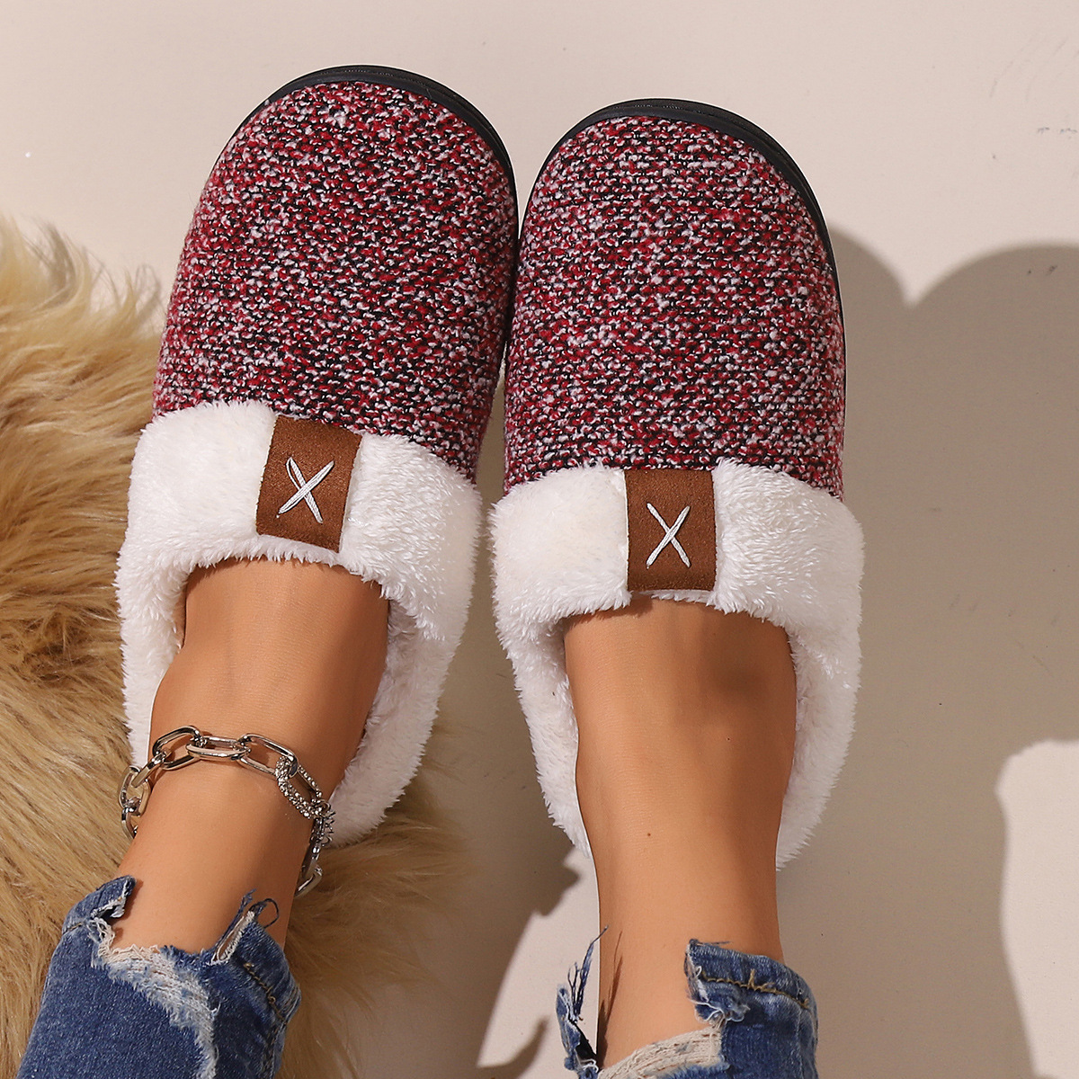 Fluffy slippers Autumn and winter home indoor cotton slippers warm plush slippers with thick soles_ipsvogv.com