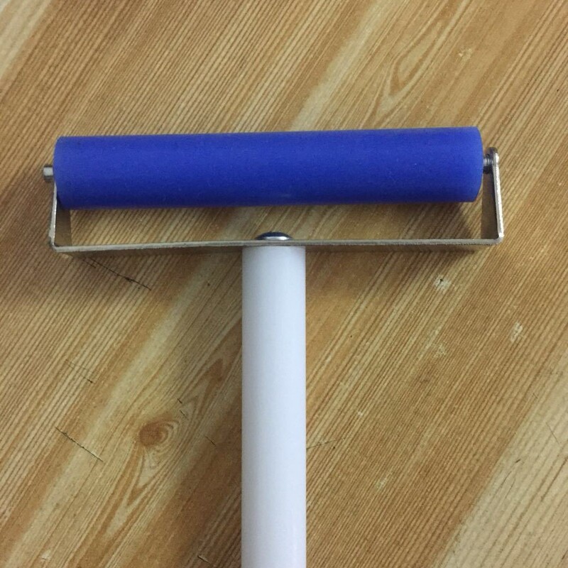 Blue domestic patch roller push wheel mobile phone film tool soft silicone manual roller 6cm-10cm