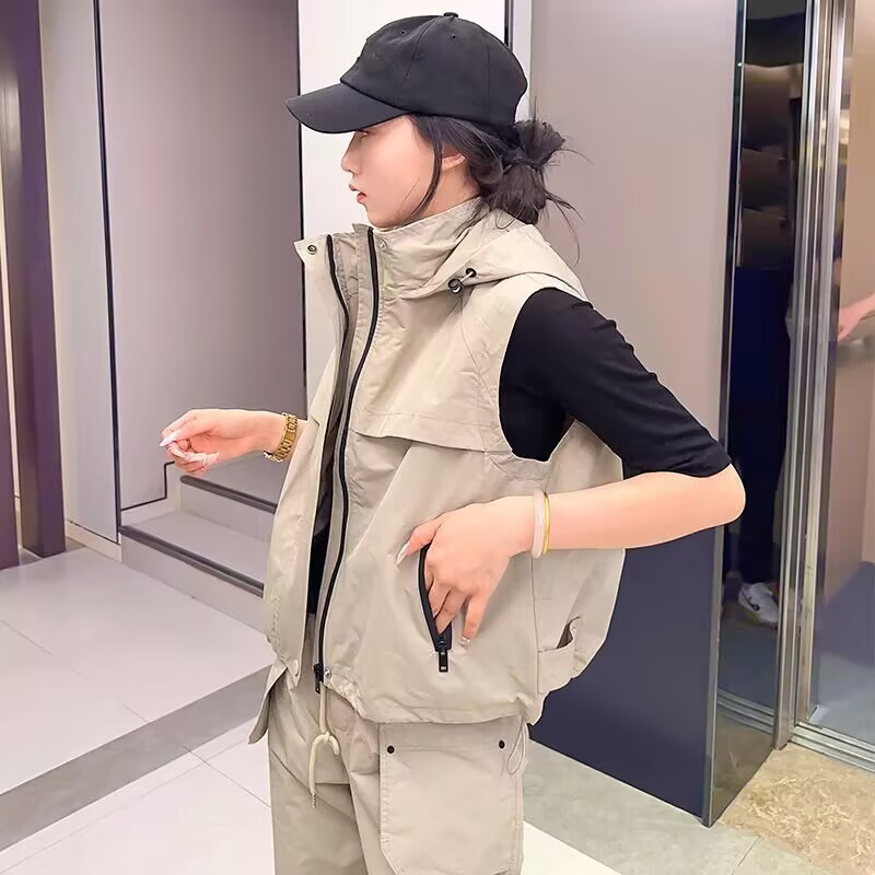 ヨーロッパのワークウェアベストジャケット女性の初秋の新しいスタイルの小さなフード付きカジュアルベストファッションベストトレンド|undefined
