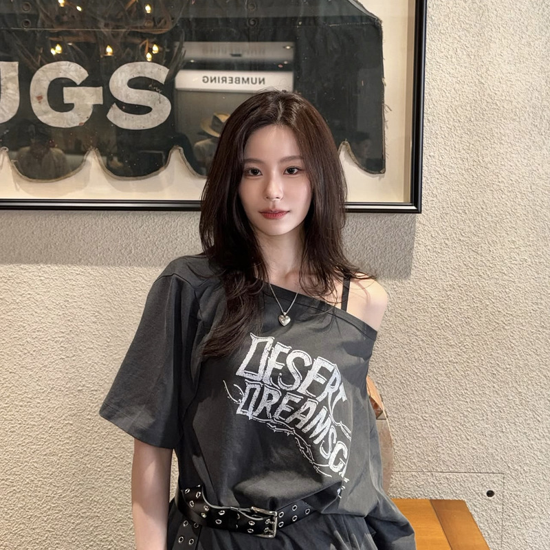 Lcdc Letter Print Asymmetric Cut Slant Collar Off-Shoulder Short-Sleeved Korean Design Loose Casual Women's T-Shirt