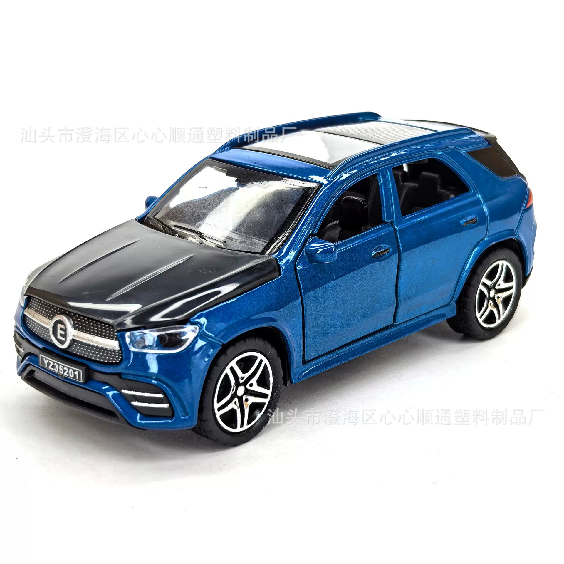 Моделированный сплав SUV Yingzhan 1:36 внедорожная игрушка с открывающимися дверями, с обратной подачей, резиновые шины